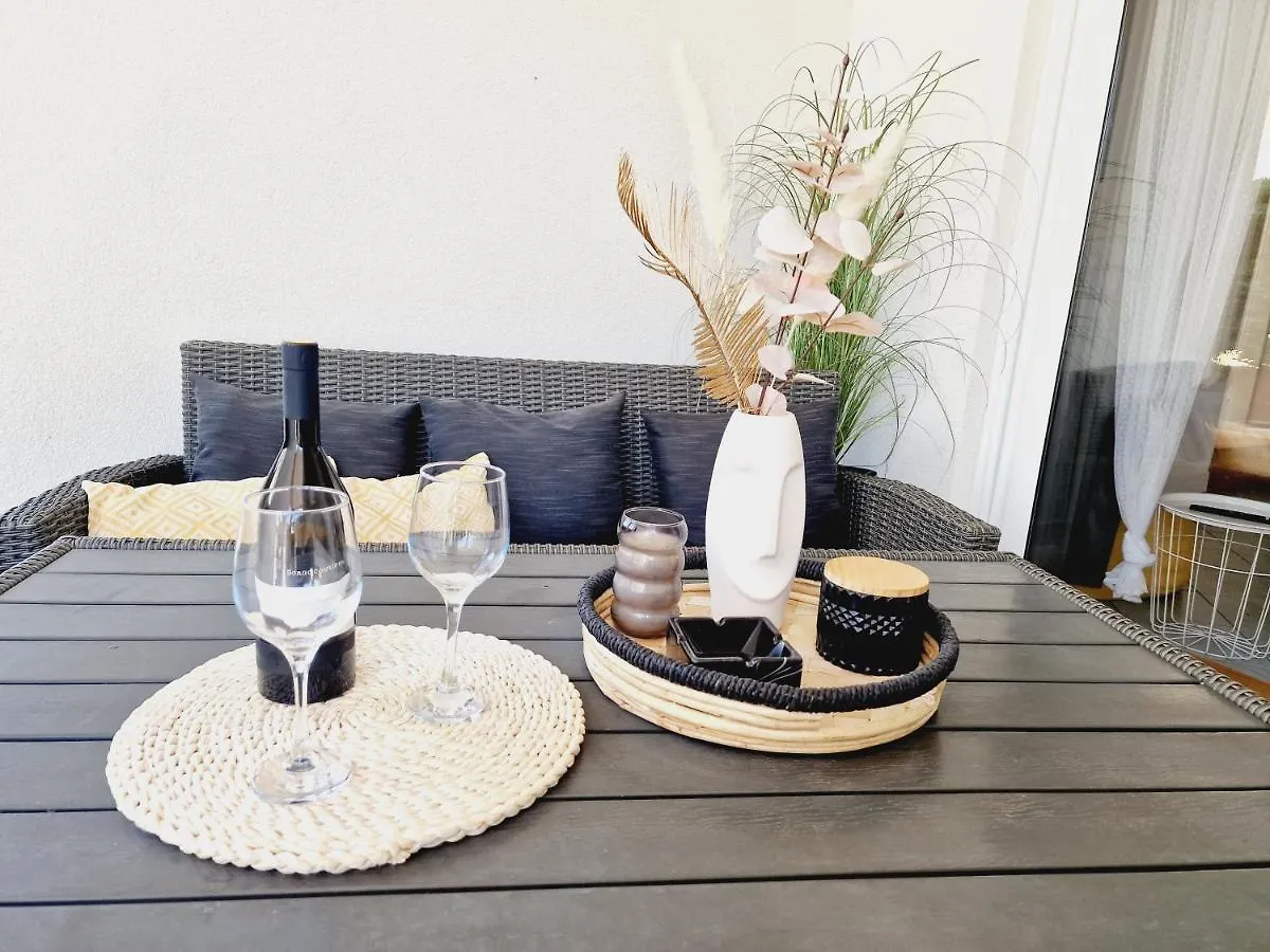 Apartment Melani Vir 0*,