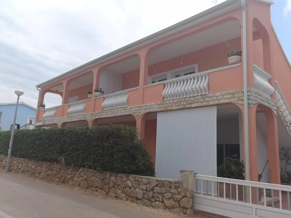 Apartment Melani Vir