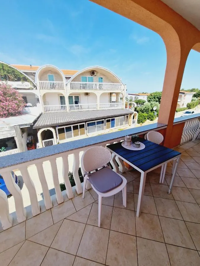 Apartment Melani Vir 0*,  Kroatien