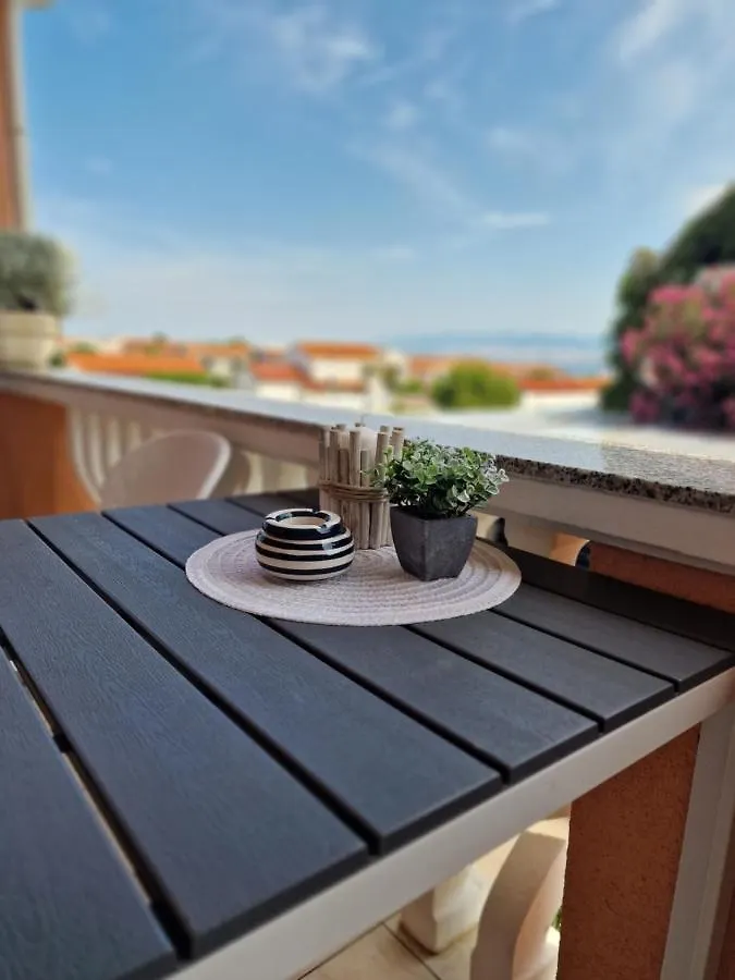 Apartment Melani 0*, Vir Croatia
