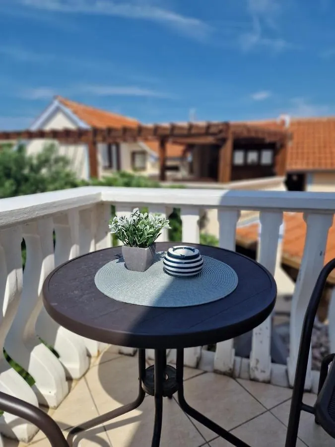 Apartment Melani