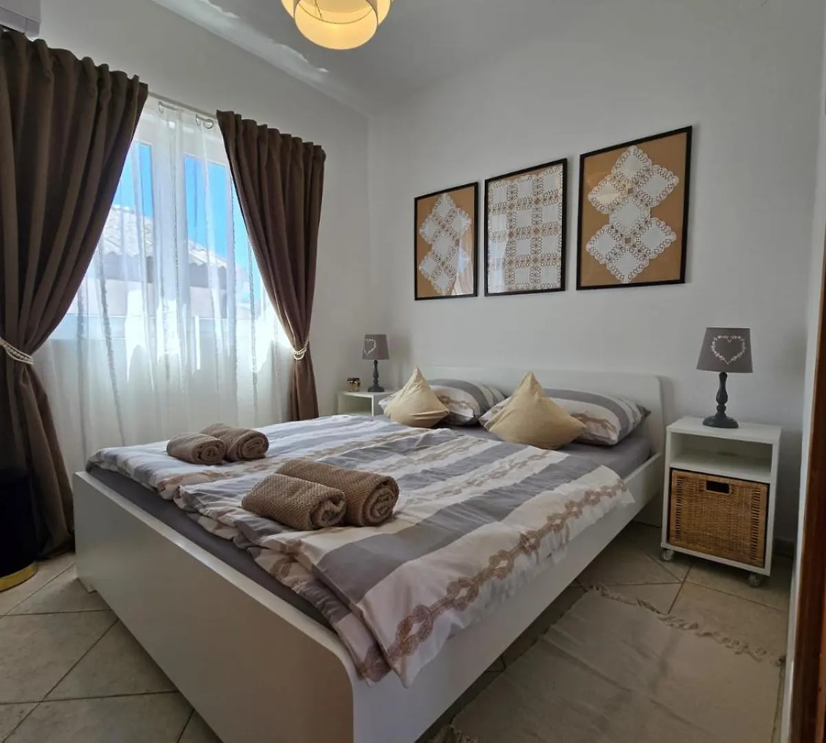 Apartment Melani Vir