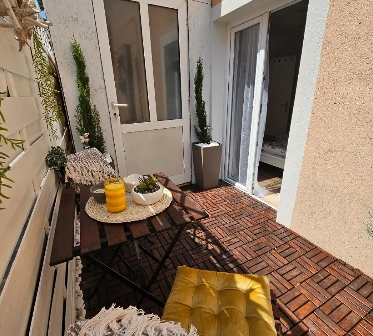 Apartment Melani