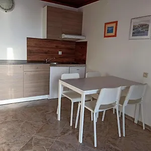 Bruno Apartman Njivice