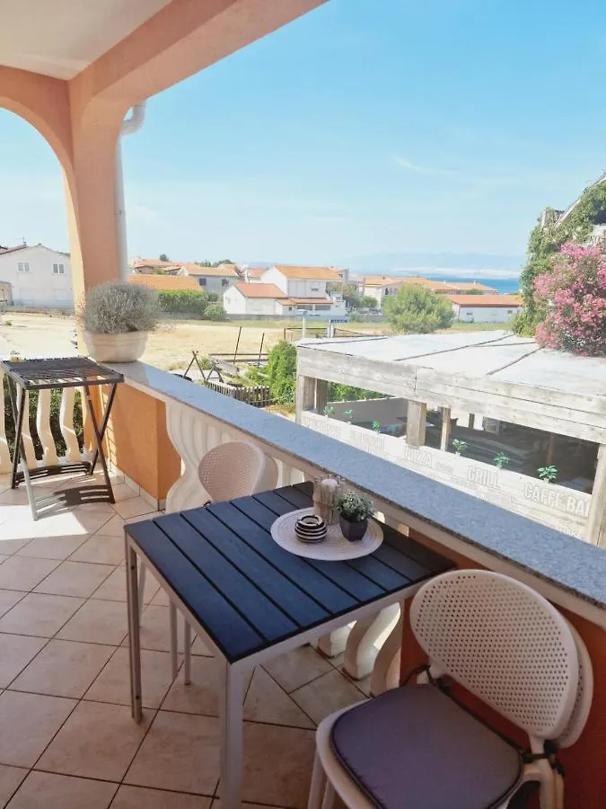 Apartment Melani Vir