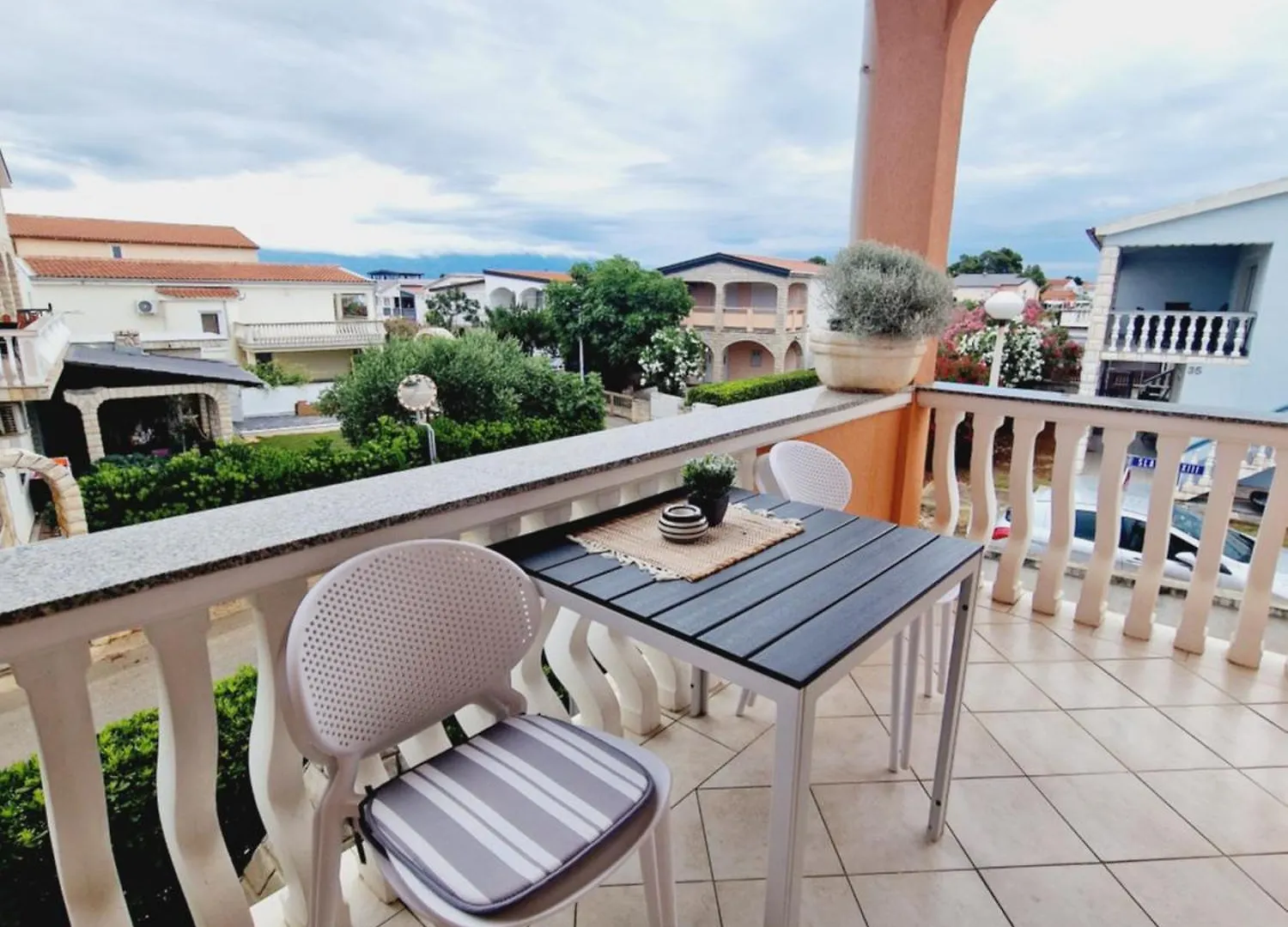 Apartment Melani Vir