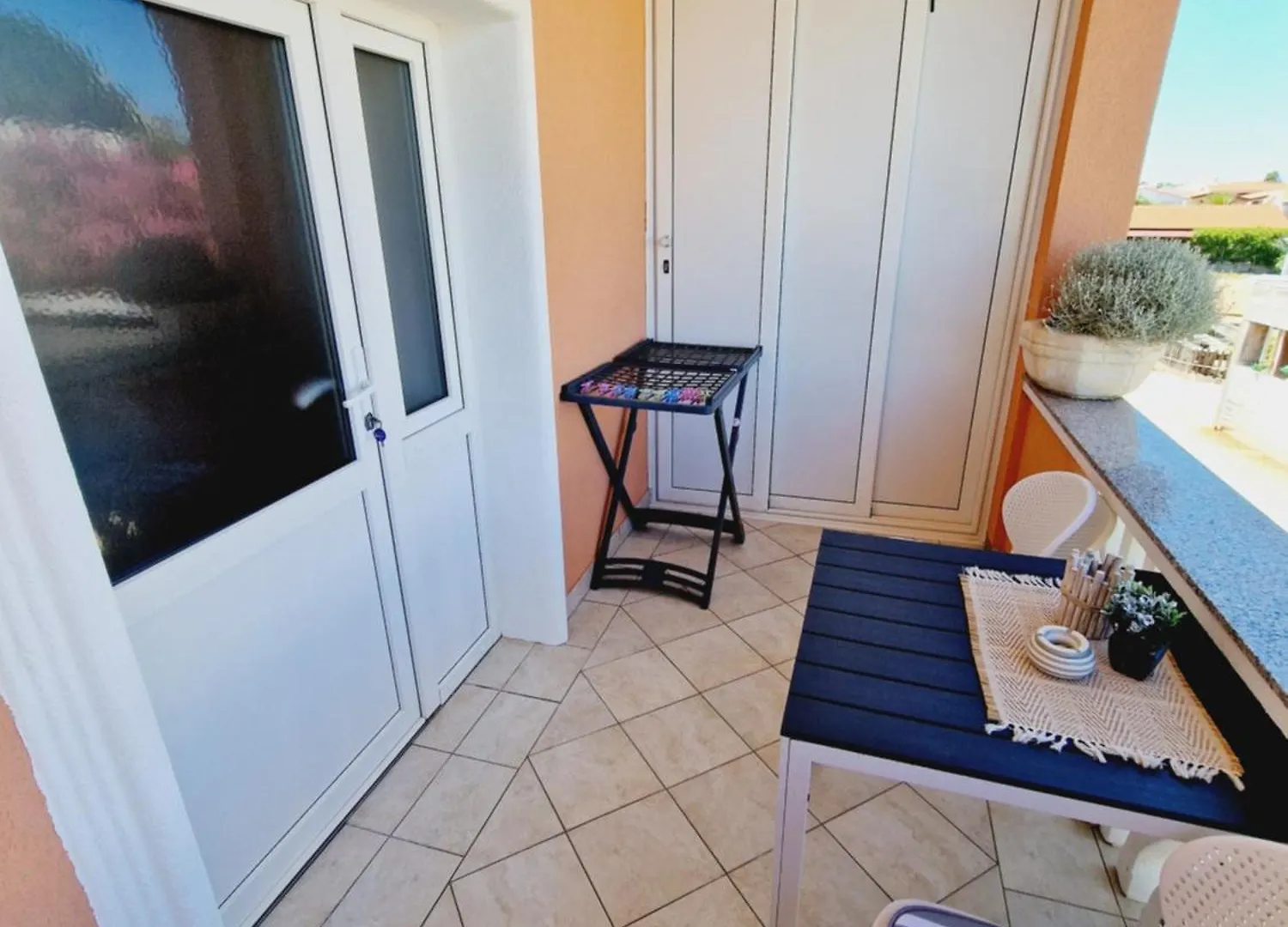Apartment Melani Vir